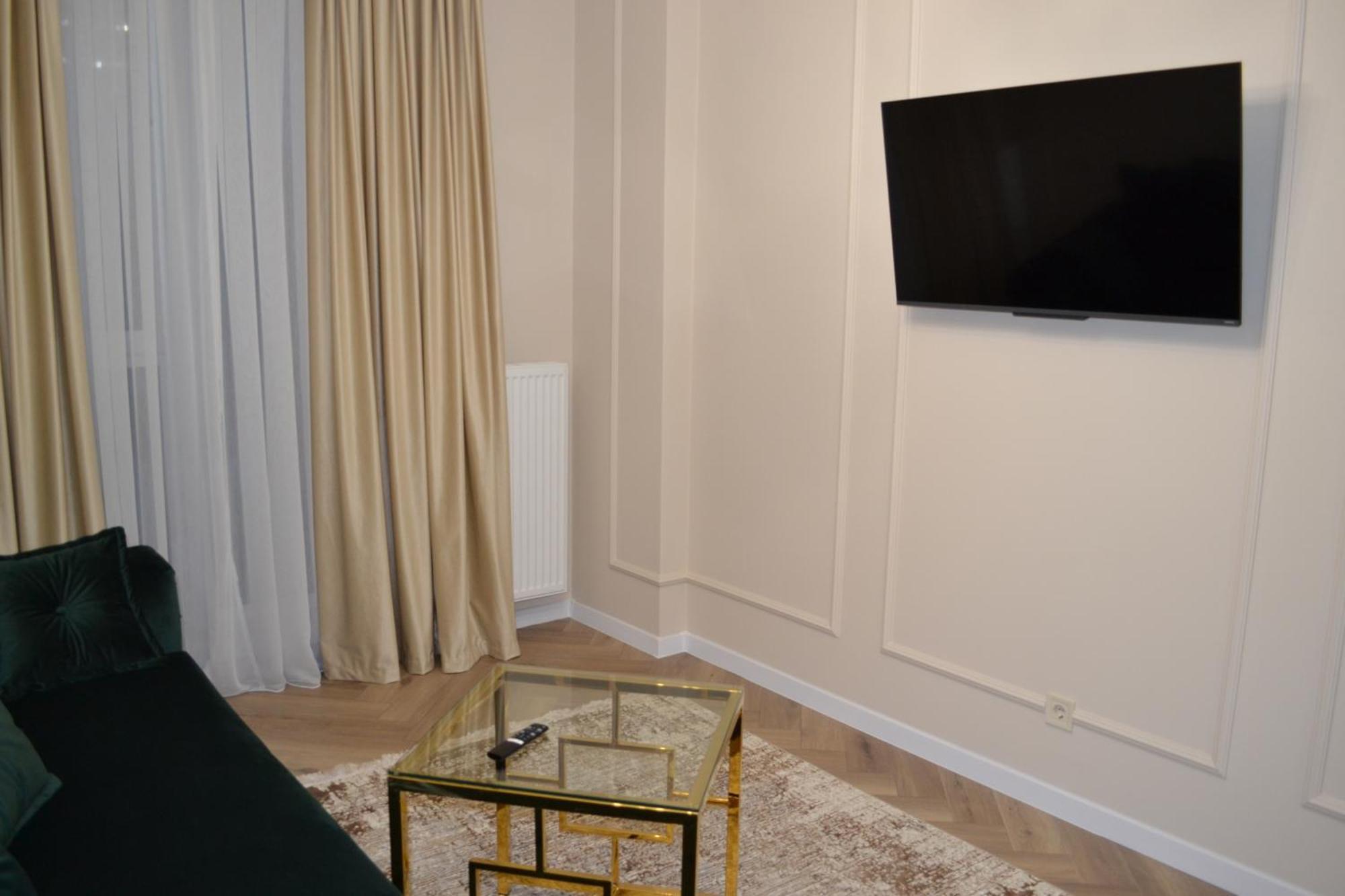 تشيرنيفتسي Park Gate Apartment المظهر الخارجي الصورة